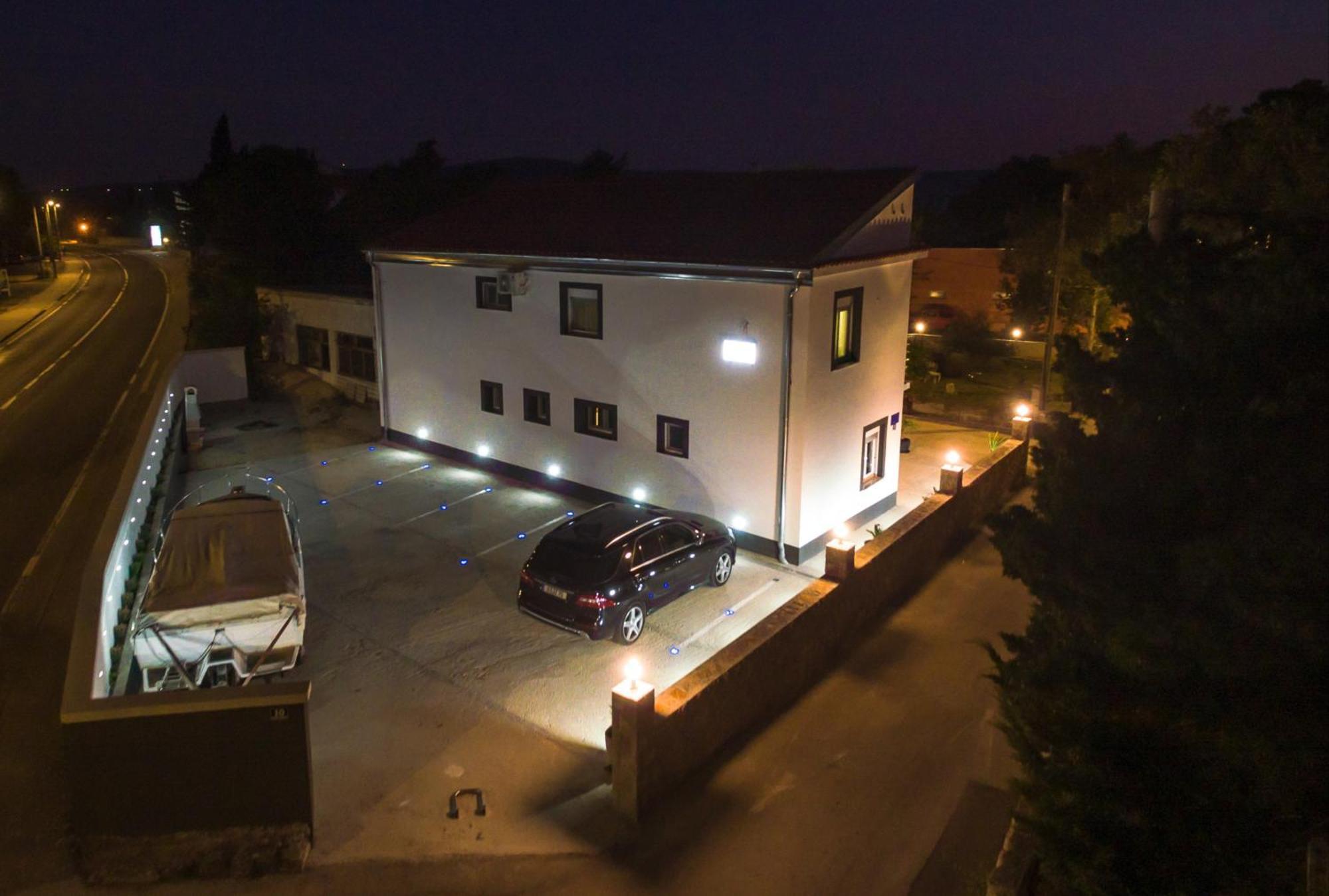 Jeli Apartments Starigrad Paklenica Rum bild