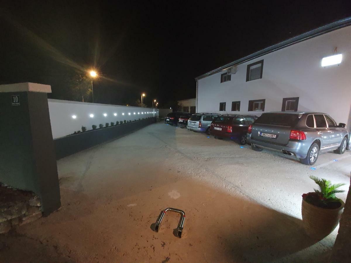 Jeli Apartments Starigrad Paklenica Exteriör bild